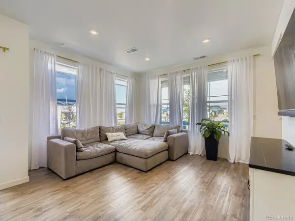 625 Aspen AVE, Bennett, CO 80102