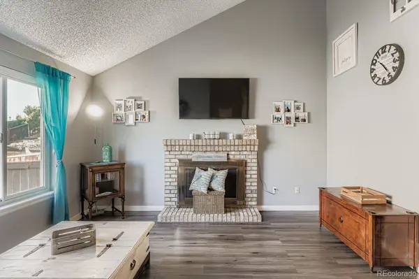 1185 Cobblestone DR, Highlands Ranch, CO 80126