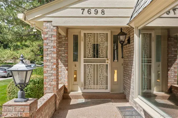 7698 S Cove CIR, Centennial, CO 80122