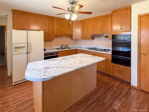 862 N 14th ST, Burlington, CO 80807
