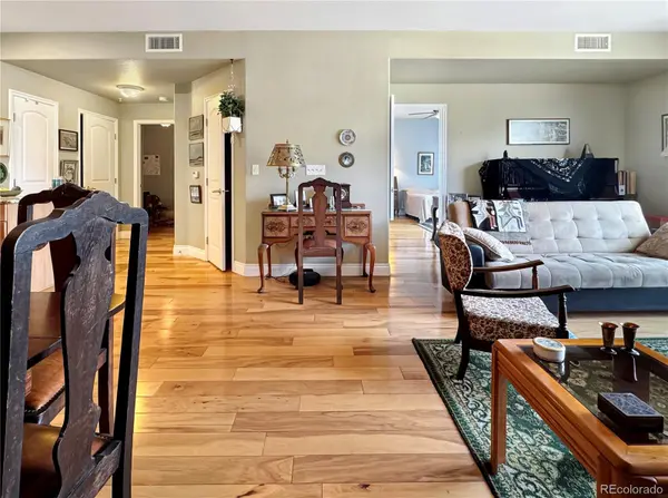 620 11th ST #306, Golden, CO 80401