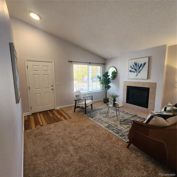 1822 Redtop CT, Longmont, CO 80503
