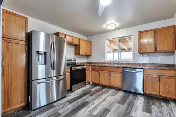 20717 E Coolidge PL, Aurora, CO 80011