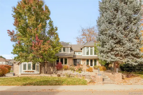 5201 E Otero PL, Centennial, CO 80122