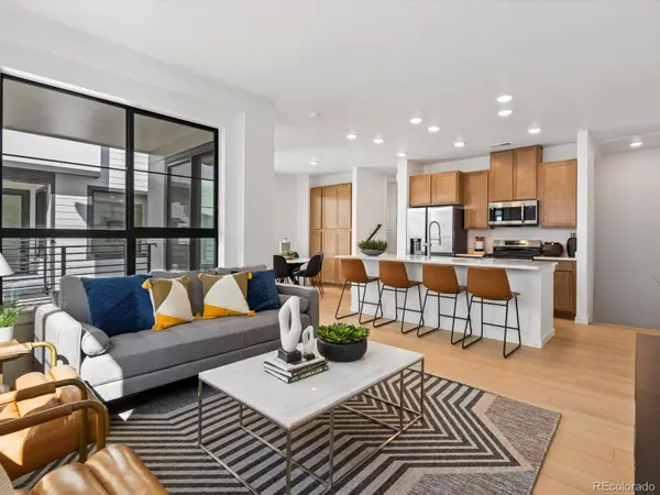 2056 S Holly ST #1, Denver, CO 80222