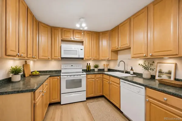 675 S Alton WAY #12A, Denver, CO 80247