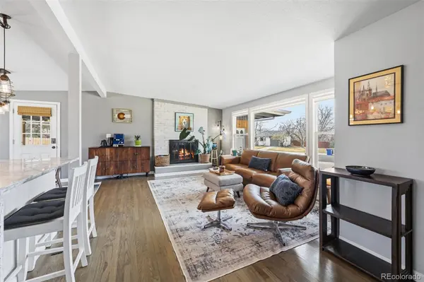 323 E Briarwood DR, Centennial, CO 80122