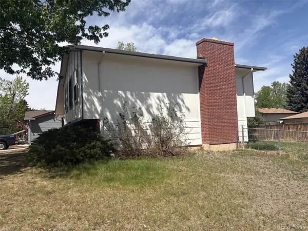 9315 W Girard PL, Lakewood, CO 80227