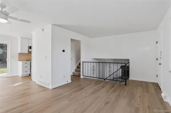 4560 E Lake CIR, Centennial, CO 80121