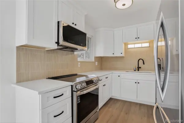 4560 E Lake CIR, Centennial, CO 80121