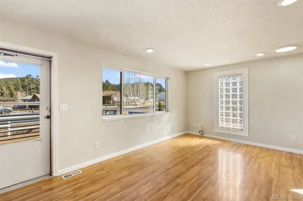 1220 Sundance ST, Woodland Park, CO 80863