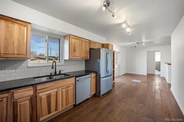 1676 S Dover CT, Lakewood, CO 80232