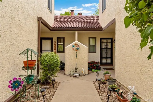 8452 Robb CIR #C, Arvada, CO 80005