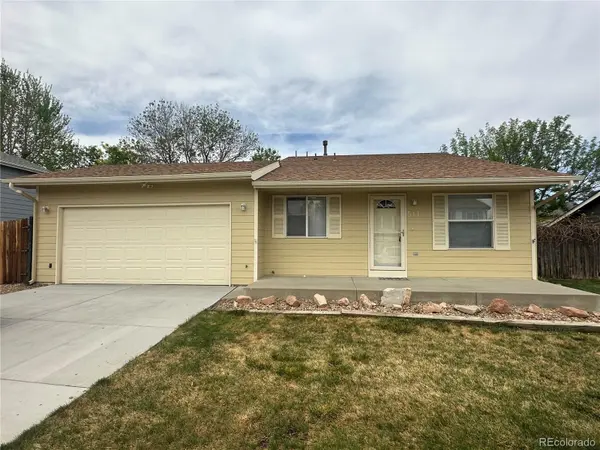 511 Sundance CIR, Dacono, CO 80514