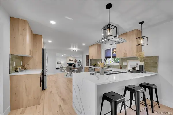 3261 S Oneida WAY, Denver, CO 80224