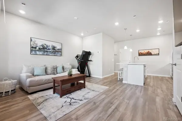 8403 Rizza ST #B, Littleton, CO 80129