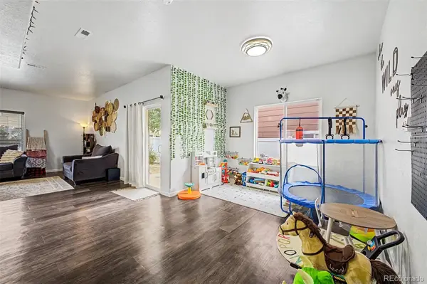 2220 Inspiration LN, Pueblo, CO 81008