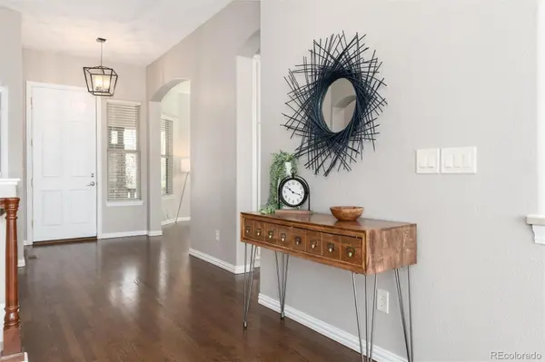 9752 W Athens LN, Littleton, CO 80127