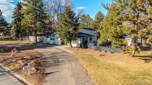 1525 E Greenwood LN, Littleton, CO 80121