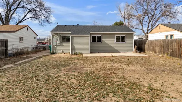 7800 Ladore ST, Commerce City, CO 80022