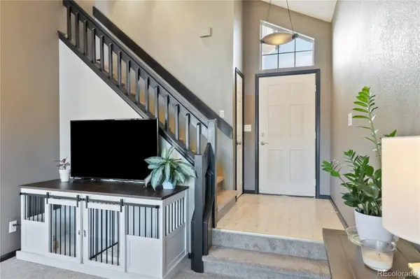 8827 Cloverleaf CIR, Parker, CO 80134