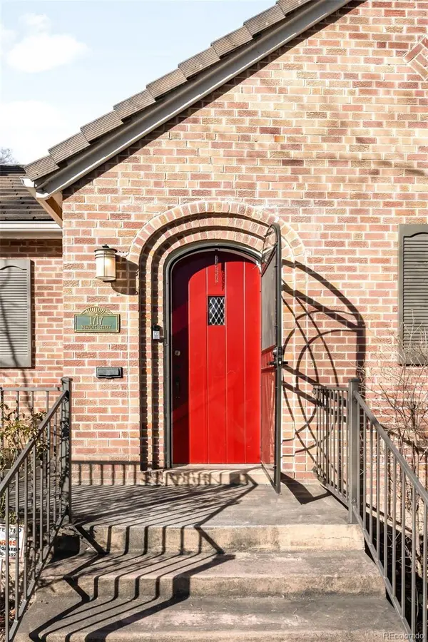 1717 Newport ST, Denver, CO 80220