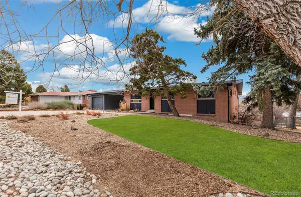 10290 W 18th PL, Lakewood, CO 80215