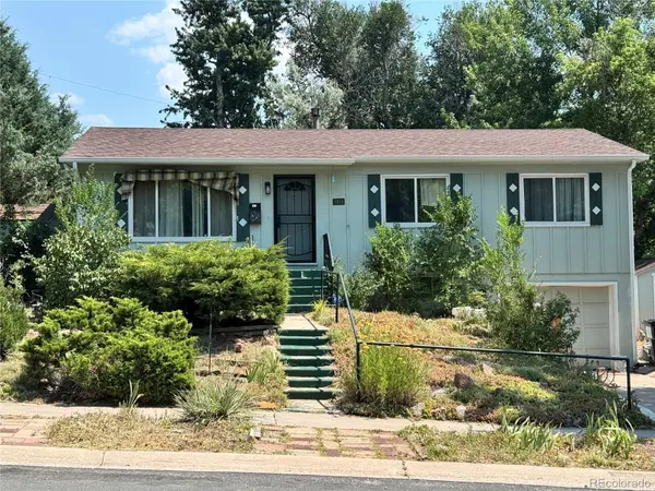 1909 Trent, Colorado Springs, CO 80909