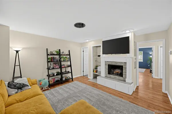 2288 S Sherman ST, Denver, CO 80210