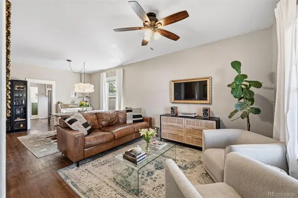 3310 S Logan ST, Englewood, CO 80113