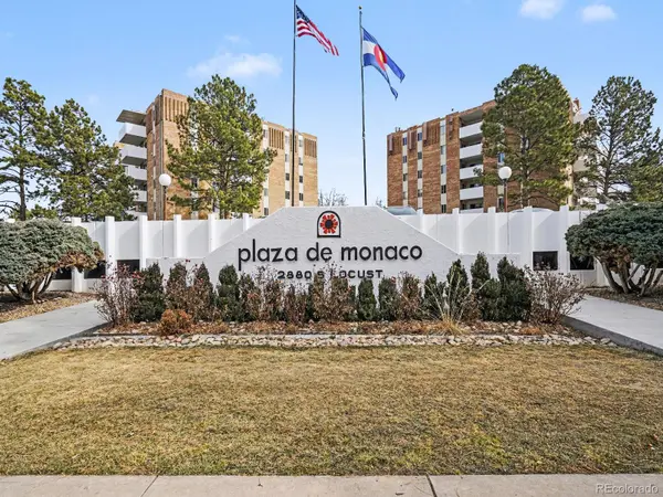 2880 S Locust ST #205S, Denver, CO 80222