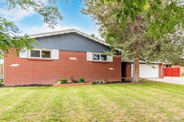 472 Jamaica ST, Aurora, CO 80010