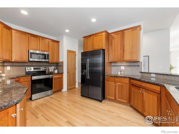 417 Raymond CT, Lyons, CO 80540