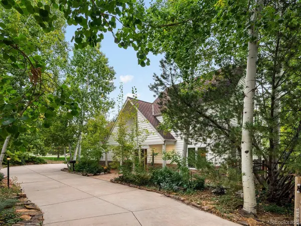 8418 Stirrup LN, Longmont, CO 80503