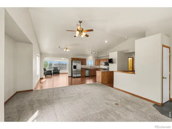 317 Sunset DR, La Salle, CO 80645