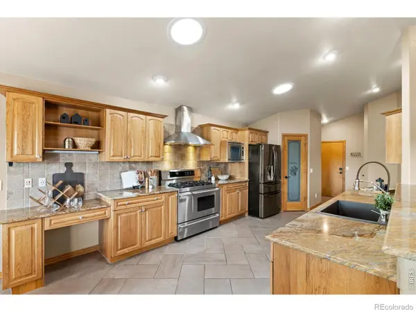 945 Crabapple DR, Loveland, CO 80538