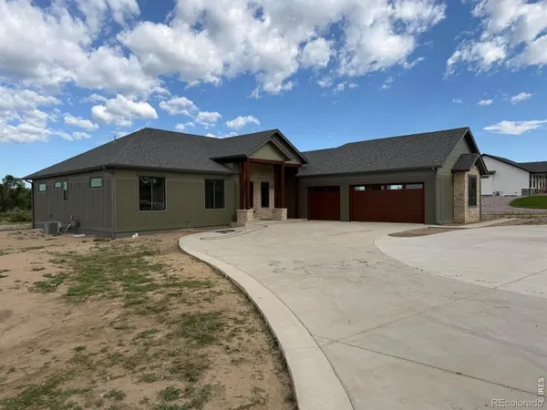 28 Lakeview CIR, Fort Morgan, CO 80701