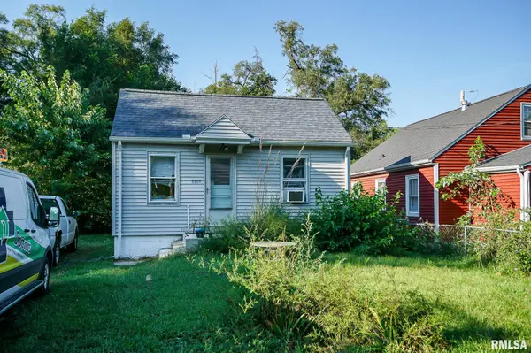 3207 W LATROBE ST, Peoria, IL 61605
