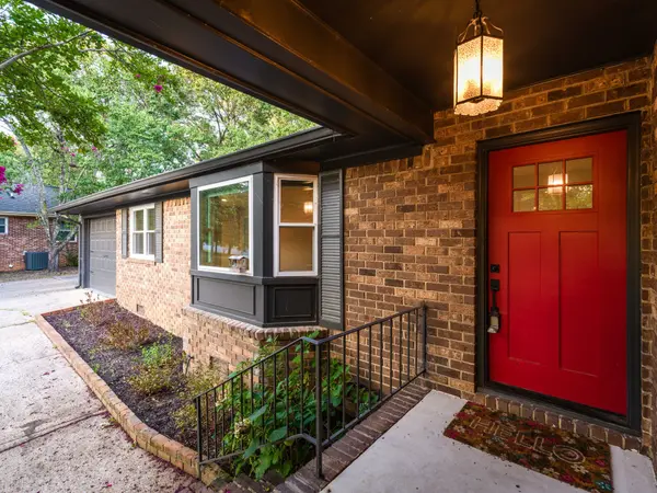 1220 Franklin Dr, Chattanooga, TN 37421