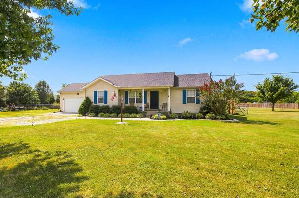425 Davis Ln, Bell Buckle, TN 37020