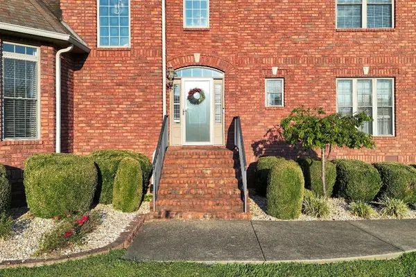 2006 Mossy Oak Cir, Clarksville, TN 37043