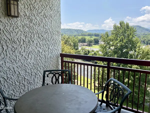 212 Dollywood #UNIT 444, Pigeon Forge, TN 37863