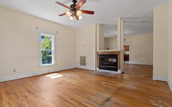 706 Holly Avenue, South Pittsburg, TN 37380