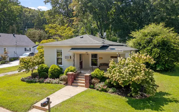 706 Holly Avenue, South Pittsburg, TN 37380