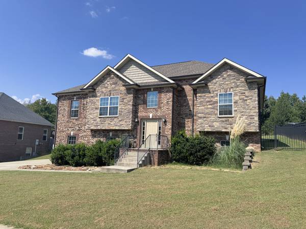 3527 Rabbit Run Trl, Adams, TN 37010