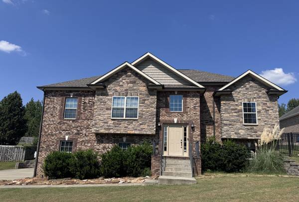 3527 Rabbit Run Trl, Adams, TN 37010