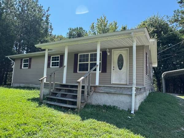 1182 Oak Hill Rd, Dayton, TN 37321
