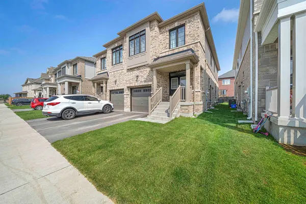 48 West Oak TRL, Barrie, ON L9S 2Z4
