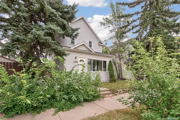 1169 1st AVENUE NW, Moose Jaw, SK S6H 3N4