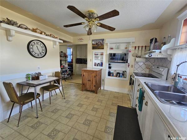 2303 Buick STREET, Cadillac, SK S0N 0K0